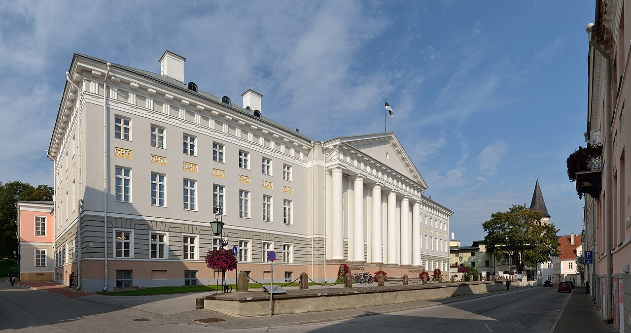 Tartu Ülikooli klassitsistlik peahoone